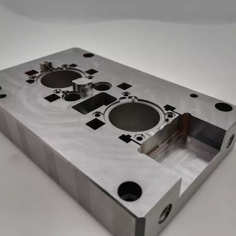 https://www.startmould.com/product/stamping-punch-for-electronic-field/

